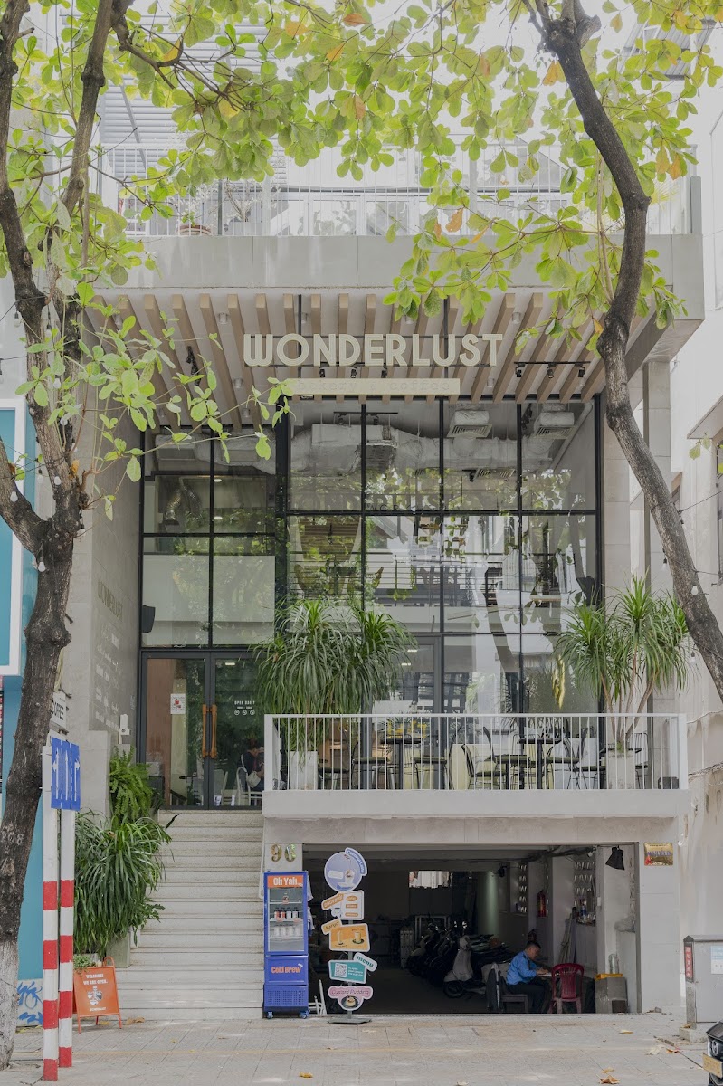 Wonderlust - Coffee & Souvenir